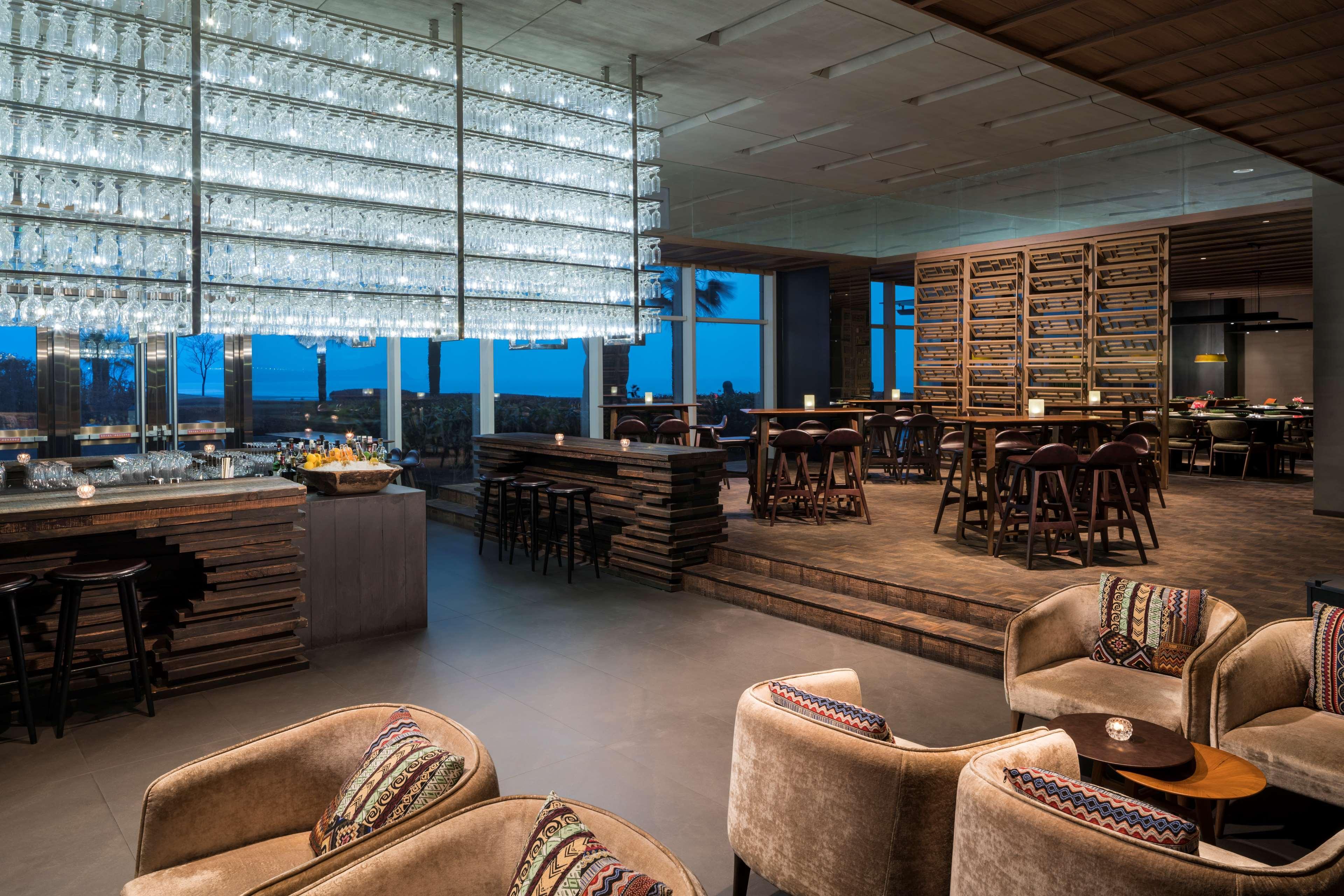 Hyatt Regency Qingdao Hotel Exterior photo