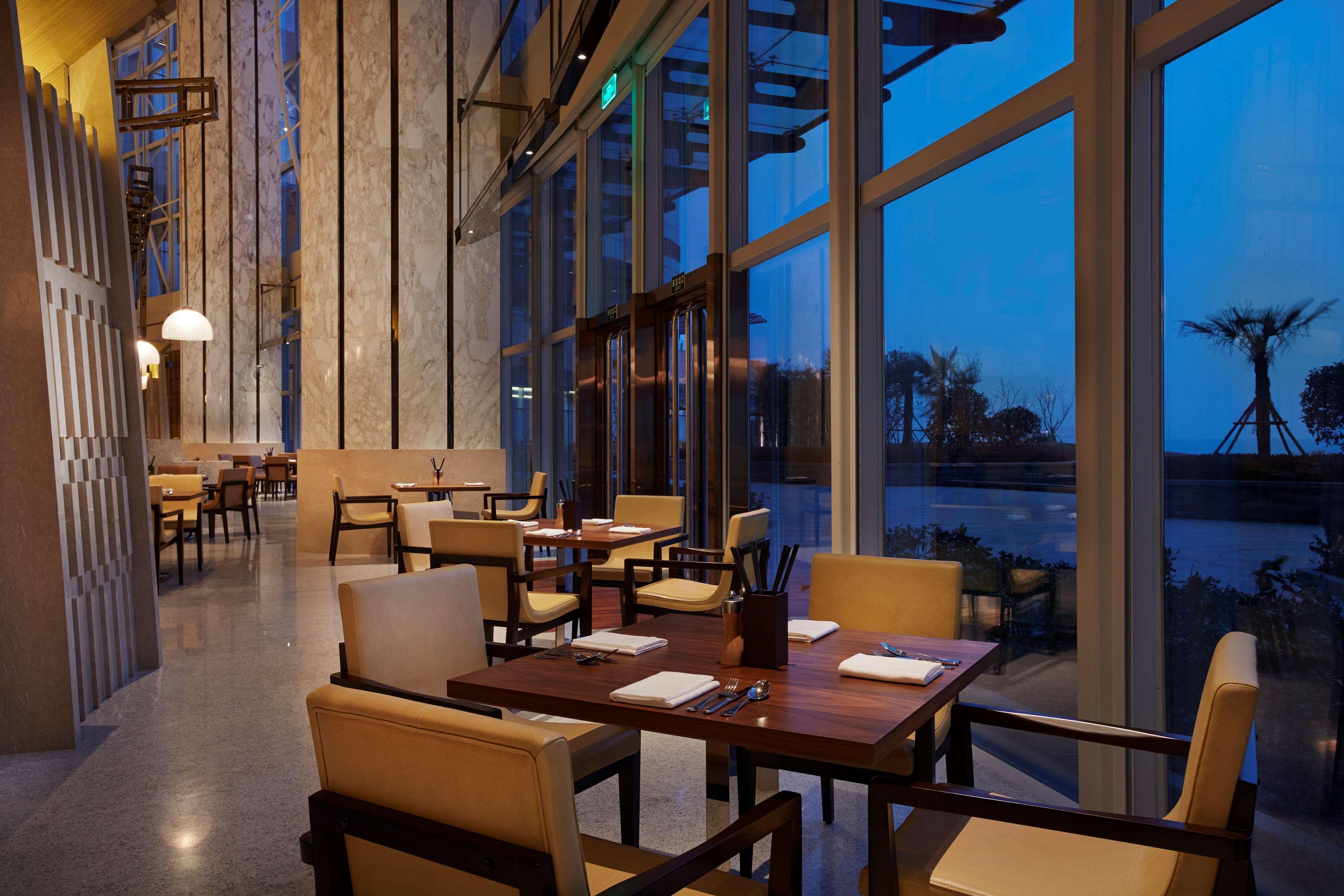 Hyatt Regency Qingdao Hotel Exterior photo