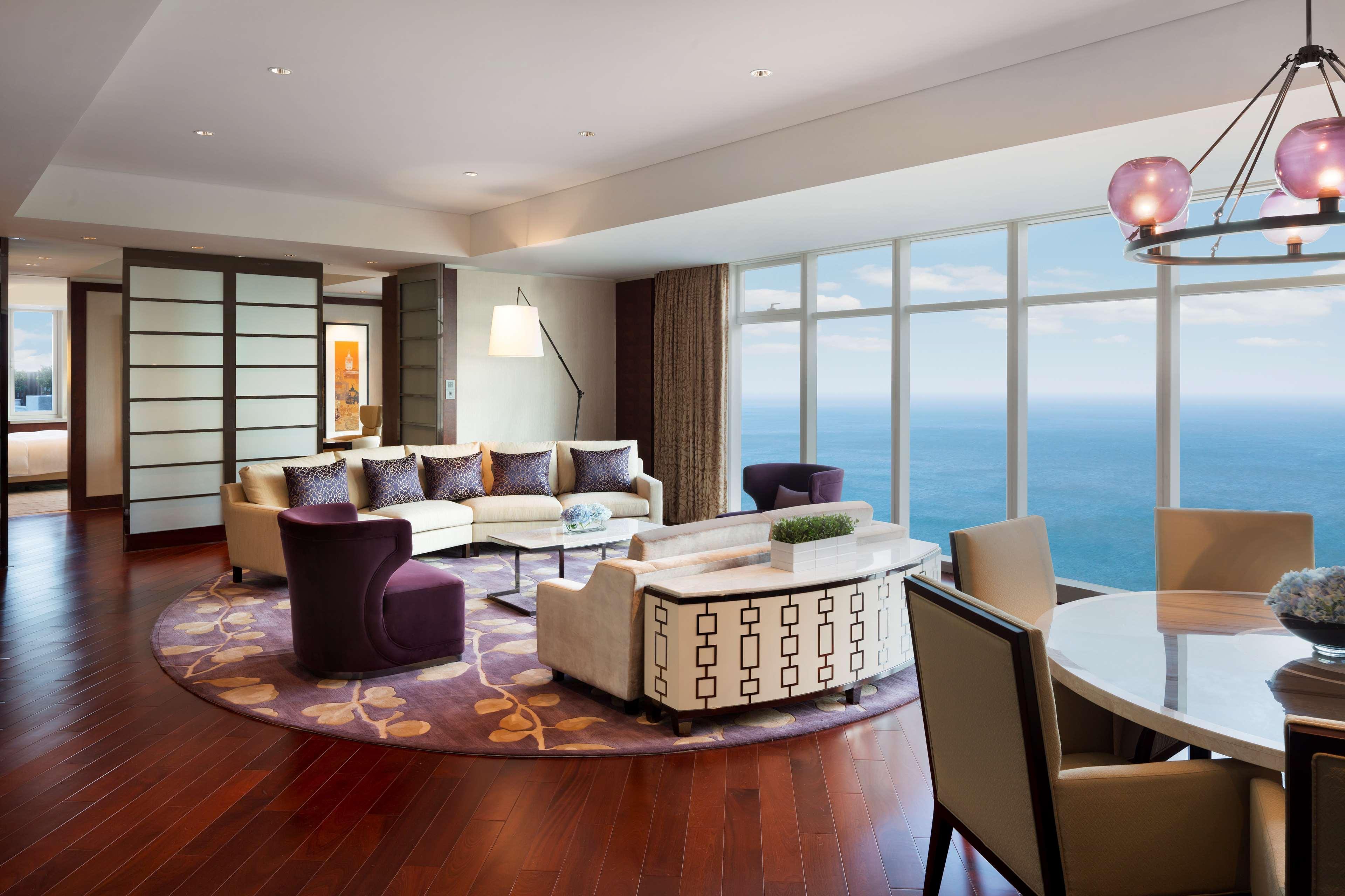 Hyatt Regency Qingdao Hotel Exterior photo