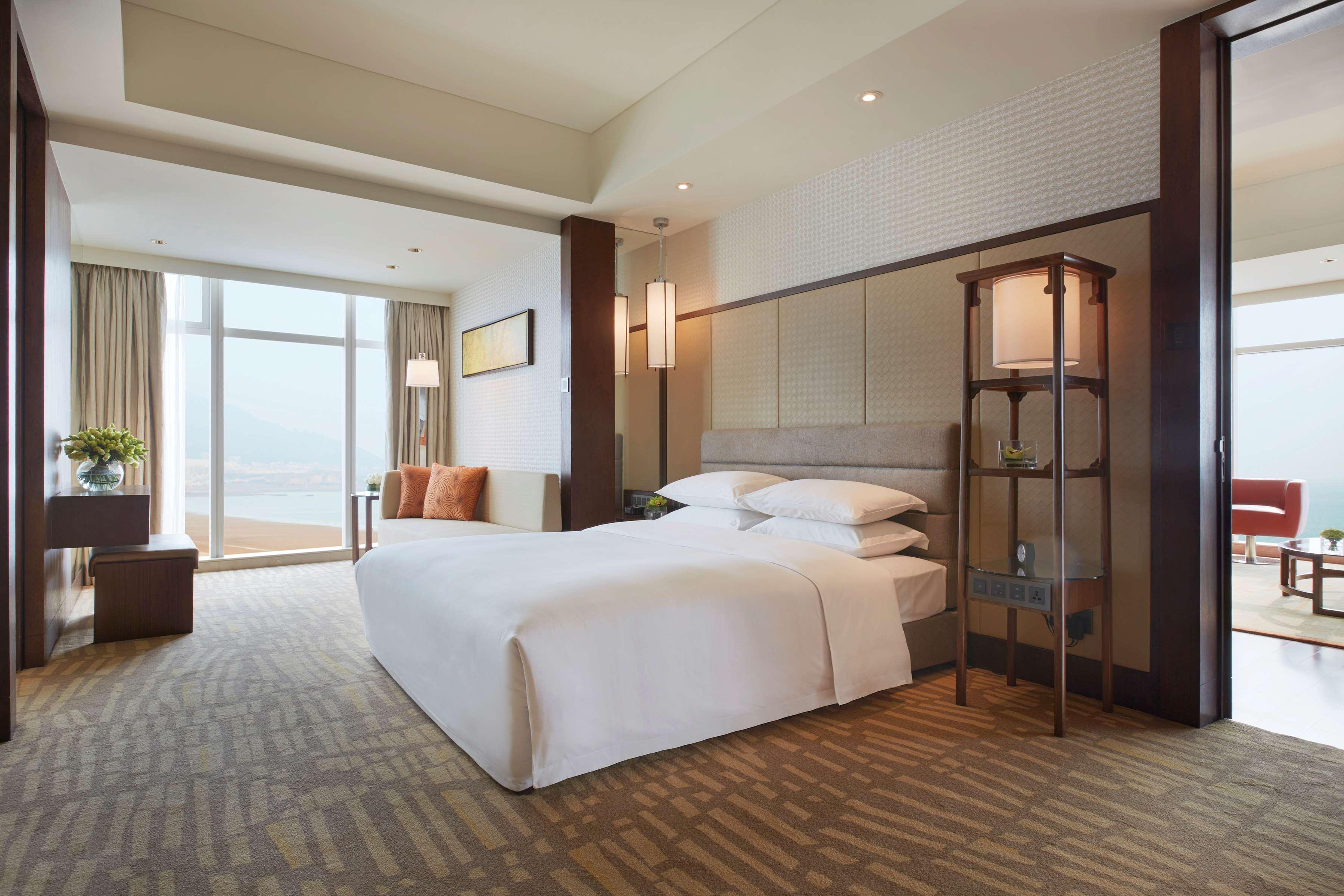 Hyatt Regency Qingdao Hotel Exterior photo