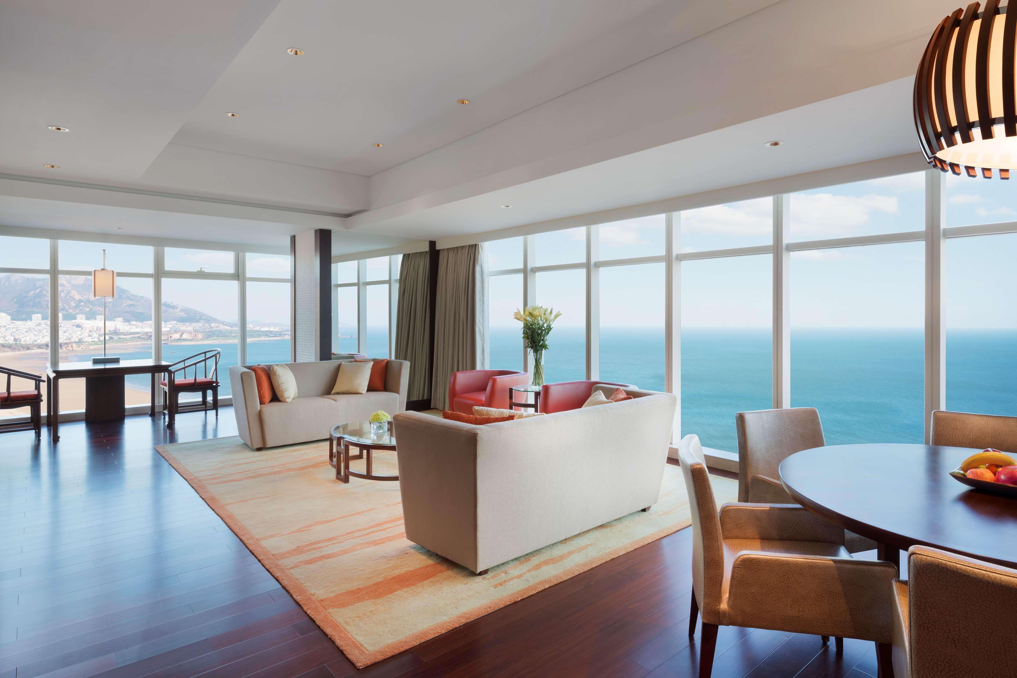Hyatt Regency Qingdao Hotel Exterior photo