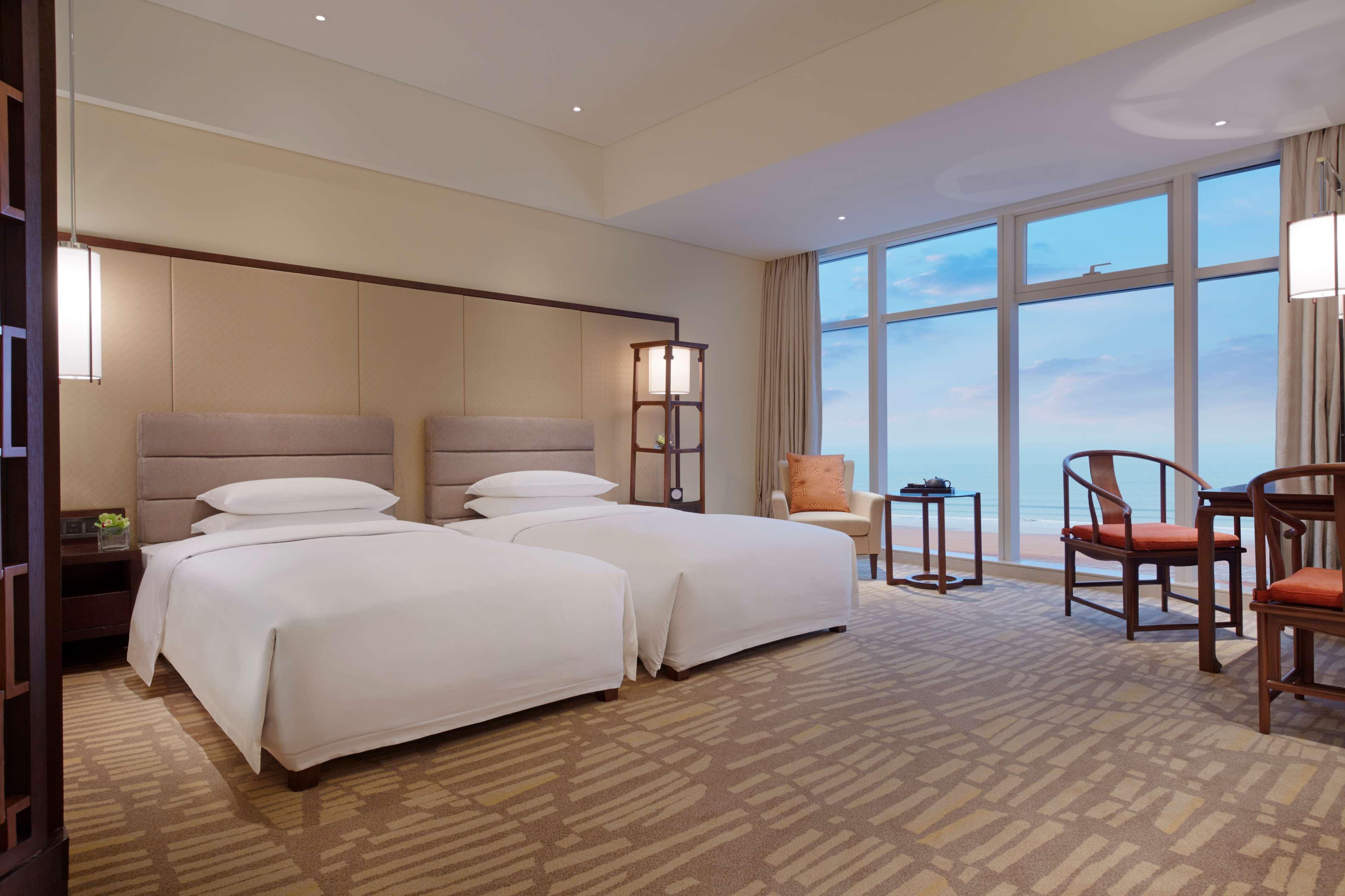 Hyatt Regency Qingdao Hotel Exterior photo