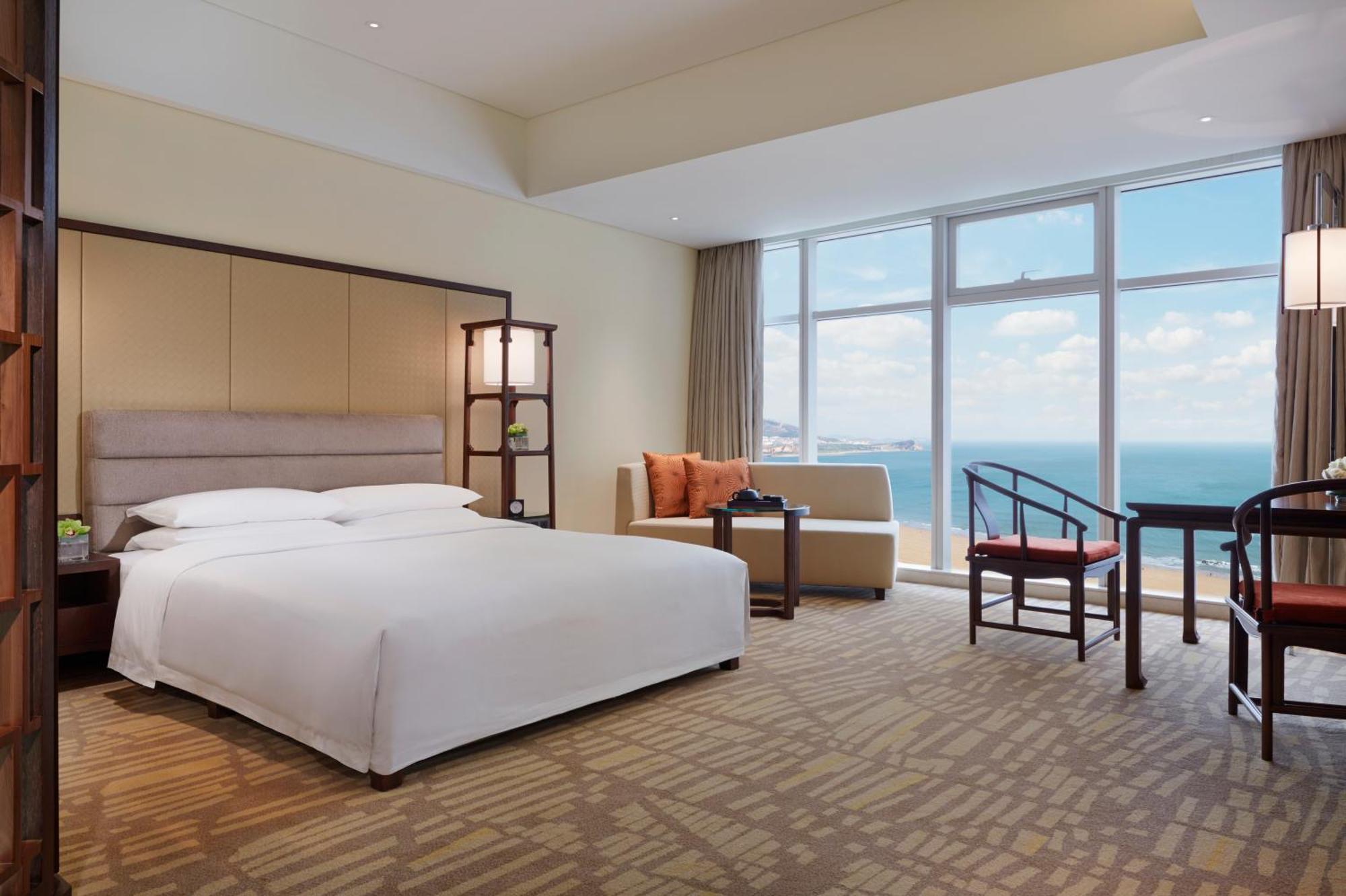 Hyatt Regency Qingdao Hotel Exterior photo